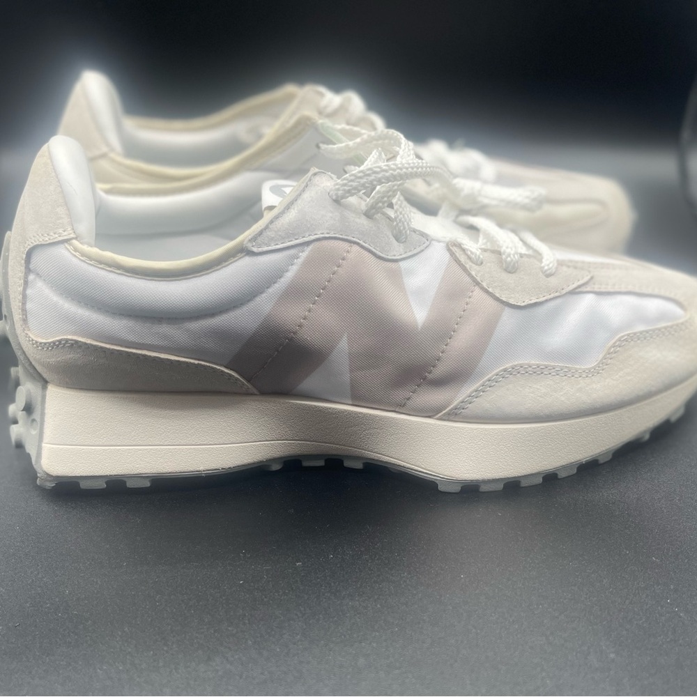 New Balance 327 Gray White Lifestyle Sneakers Men’s Size 11.5